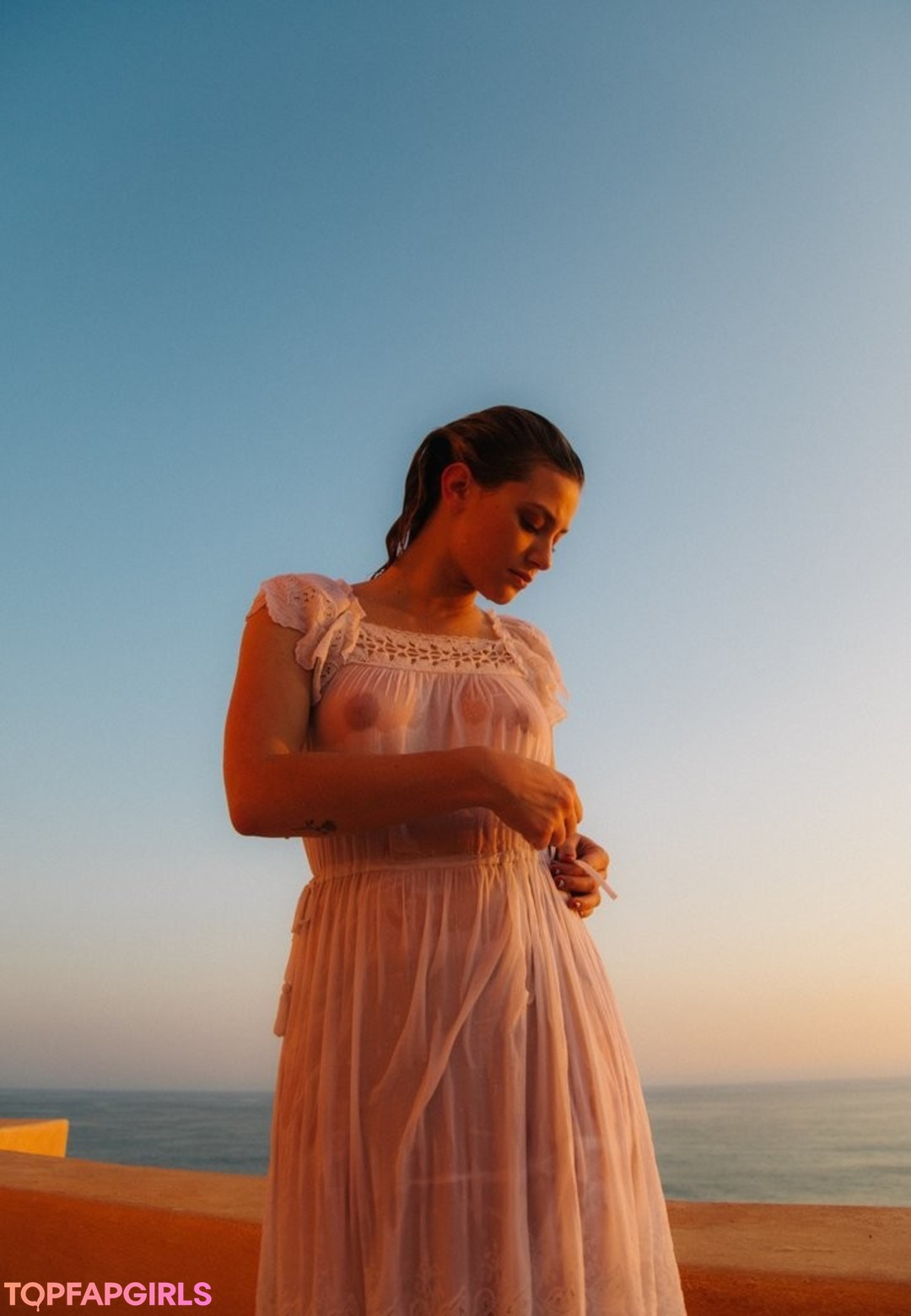 Photo nue de fuite OnlyFans de Lili Reinhart #7 Photo nue de fuite OnlyFans de Lili Reinhart #7