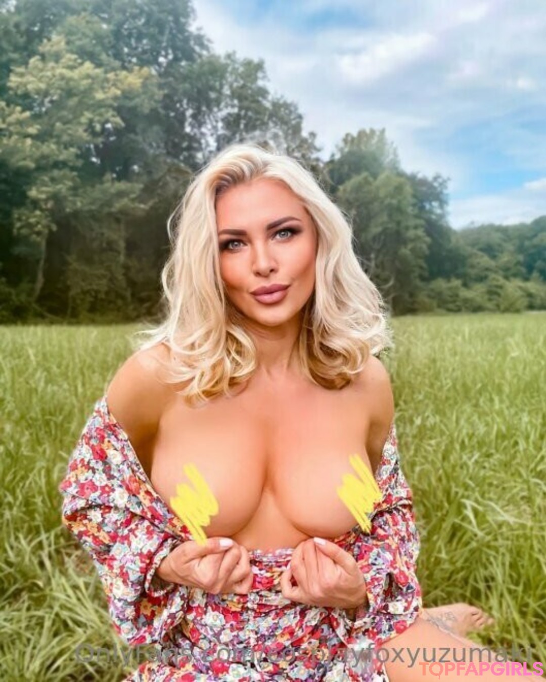 Photo nue de fuite OnlyFans de Cosplayfoxyuzumaki #326 Photo nue de fuite OnlyFans de Cosplayfoxyuzumaki #326