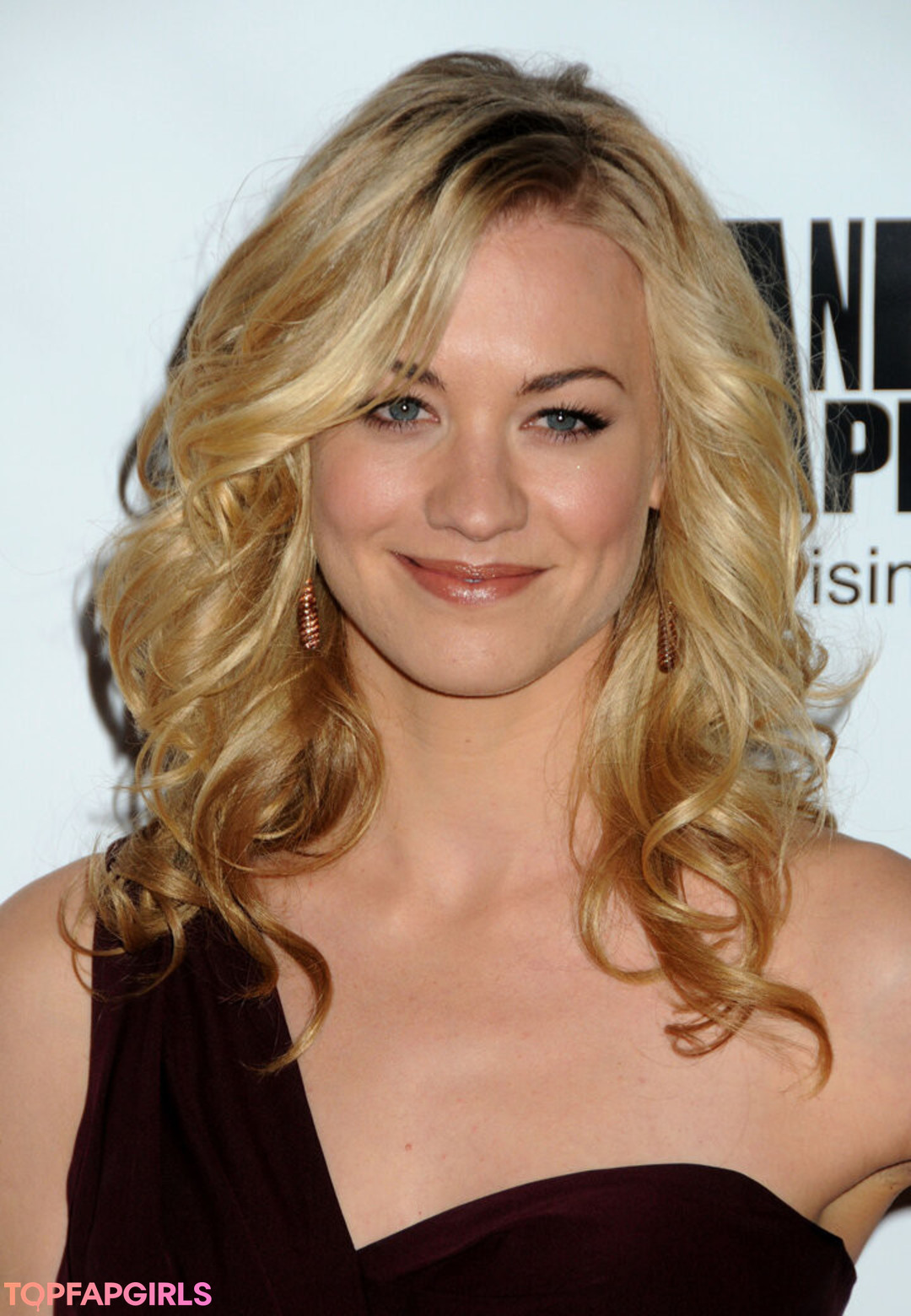 Photo nue de fuite OnlyFans de Yvonne Strahovski #90 Photo nue de fuite OnlyFans de Yvonne Strahovski #90