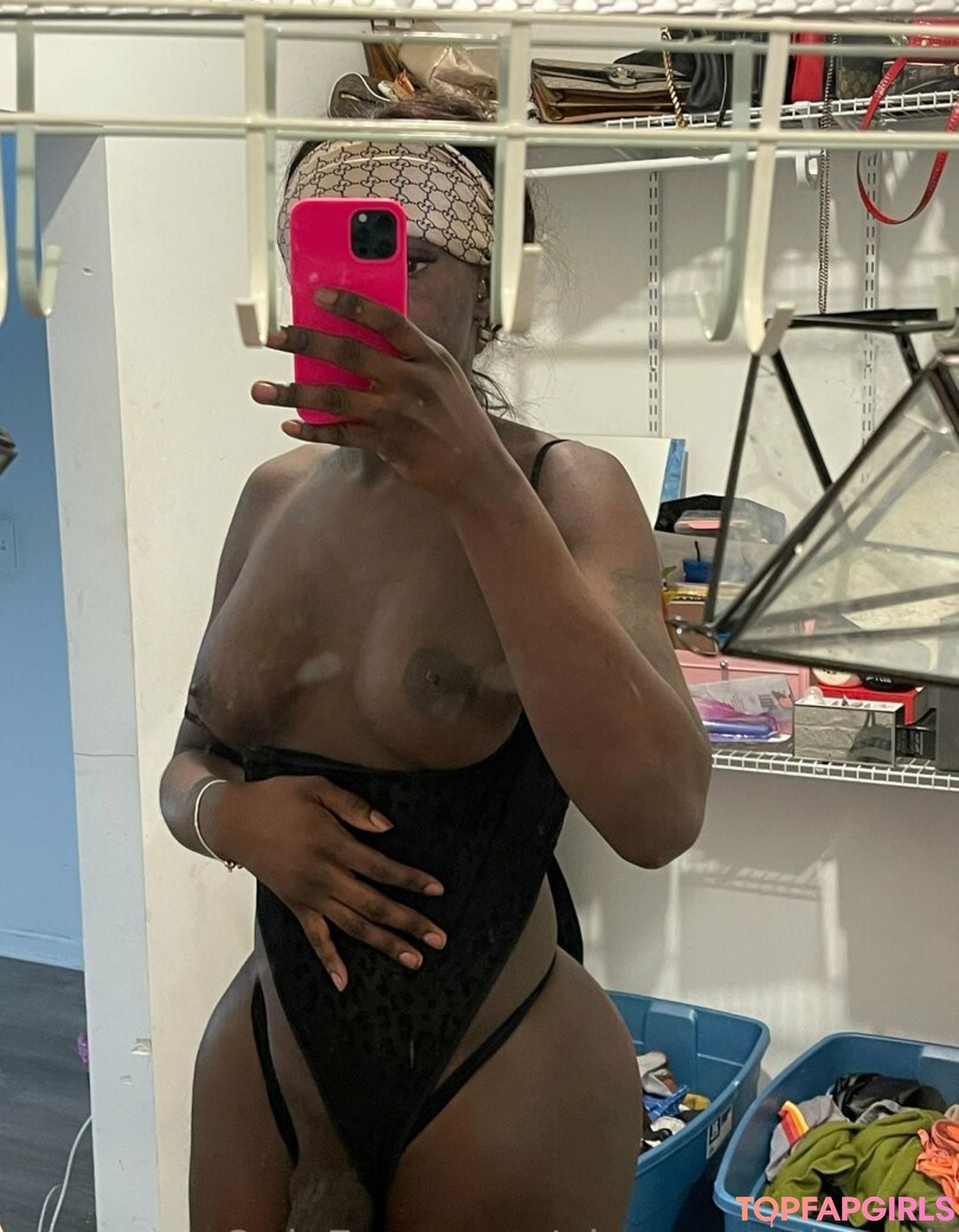 Photo nue de fuite OnlyFans de Glamazonchanelr #201 Photo nue de fuite OnlyFans de Glamazonchanelr #201