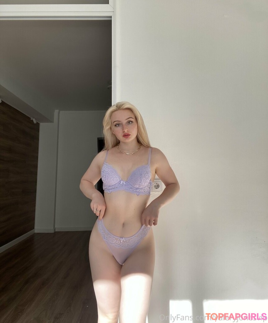 Photo nue de fuite OnlyFans de Valeryjonesvip #8 Photo nue de fuite OnlyFans de Valeryjonesvip #8