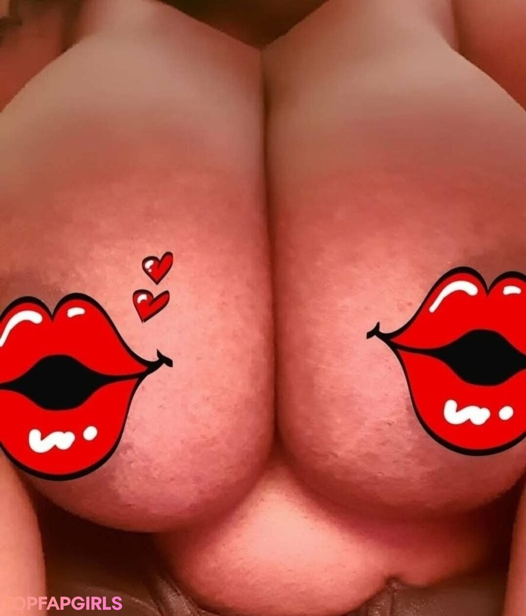 Photo nue de fuite OnlyFans de Bustymalone #14 Photo nue de fuite OnlyFans de Bustymalone #14