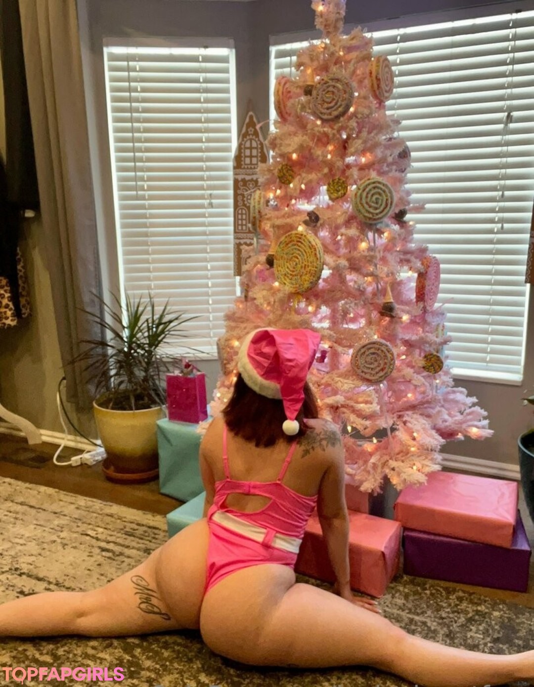 Photo nue de fuite OnlyFans de Leeleezillafree #53 Photo nue de fuite OnlyFans de Leeleezillafree #53