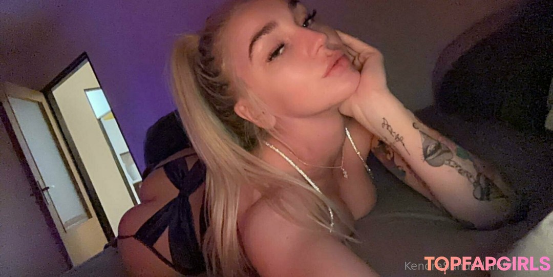 Photo nue de fuite OnlyFans de Kendrasunderland #23 Photo nue de fuite OnlyFans de Kendrasunderland #23