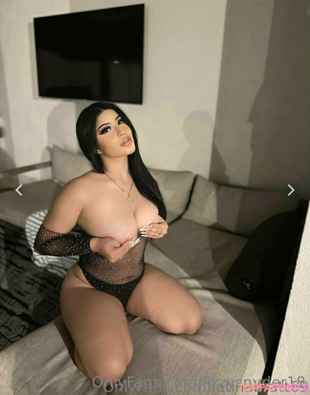 Photo nue de fuite OnlyFans de Lizzysnyder18 #299 Photo nue de fuite OnlyFans de Lizzysnyder18 #299