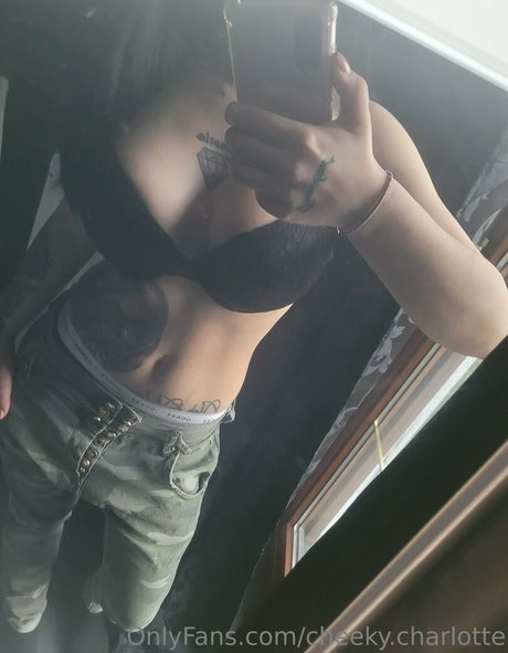 Cheeky.charlotte