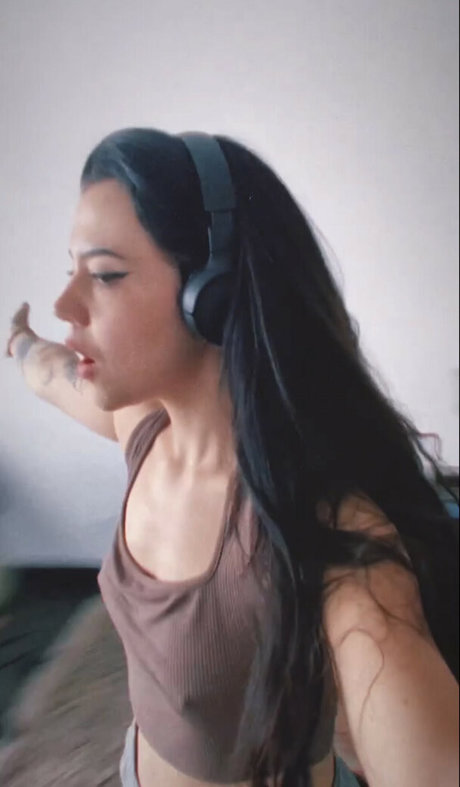 Violet Orlandi