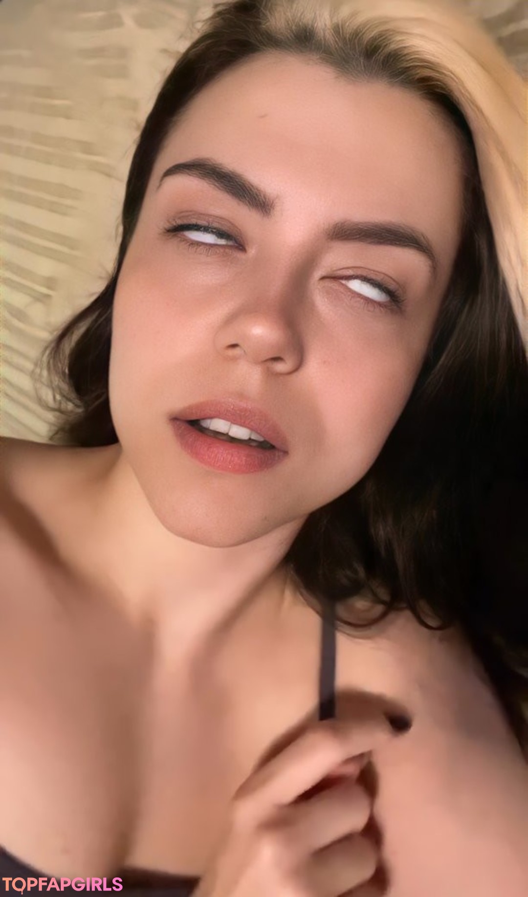 Photo nue de fuite OnlyFans de Violet Orlandi #40 Photo nue de fuite OnlyFans de Violet Orlandi #40