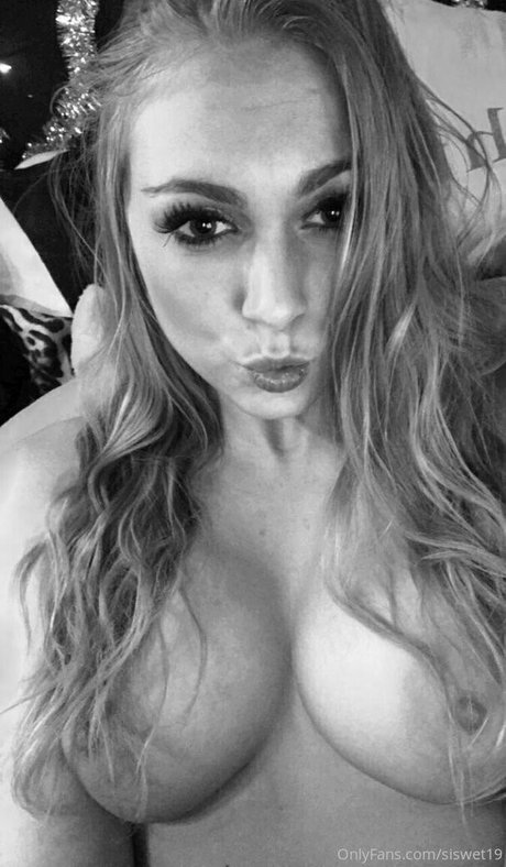 Photo nue de fuite OnlyFans de Siswet19