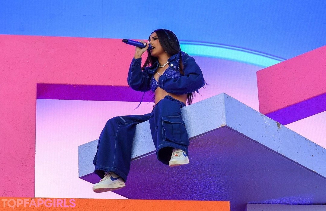 Photo nue de fuite OnlyFans de Becky G #333 Photo nue de fuite OnlyFans de Becky G #333