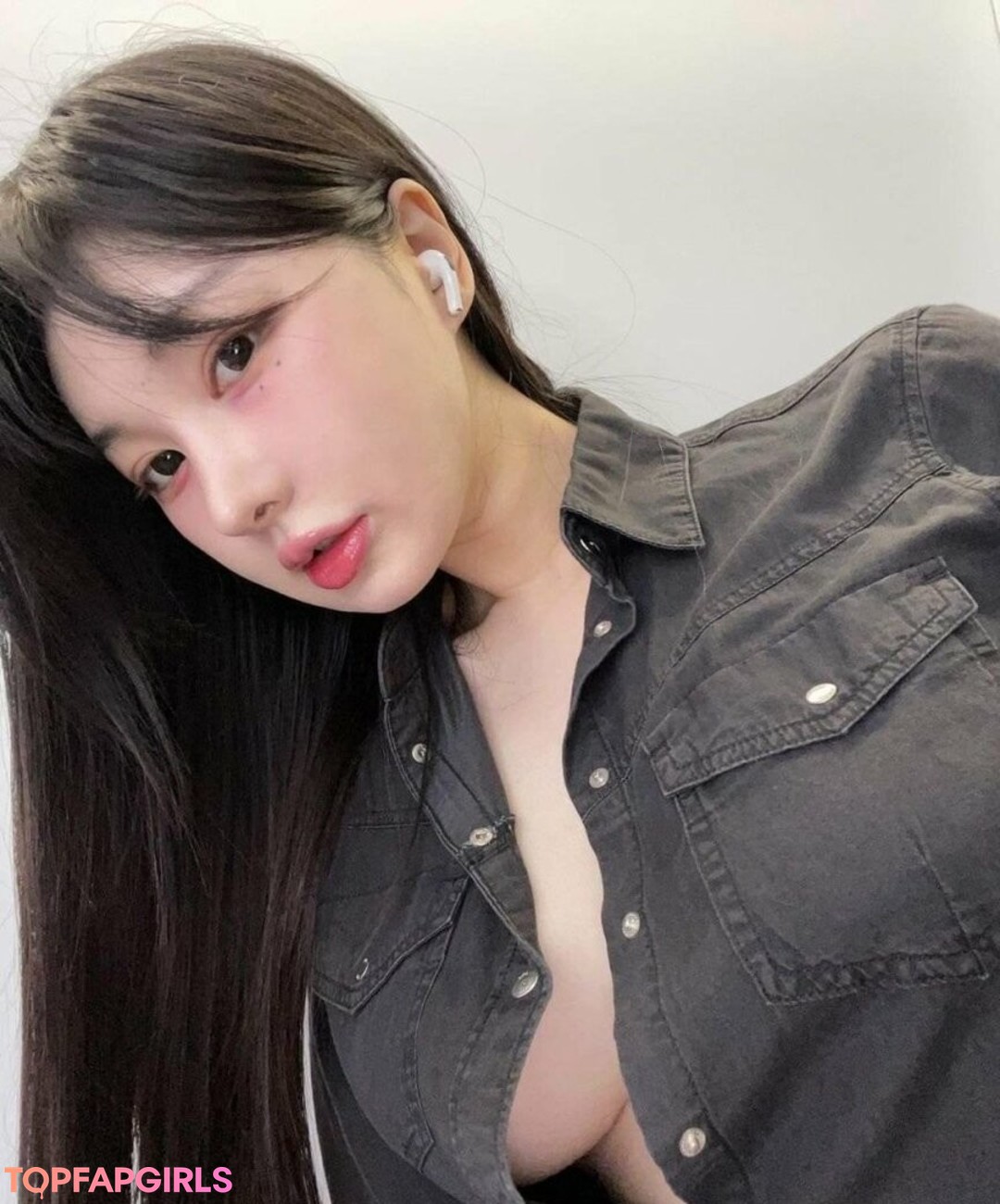 Photo nue de fuite OnlyFans de By3ol #24 Photo nue de fuite OnlyFans de By3ol #24