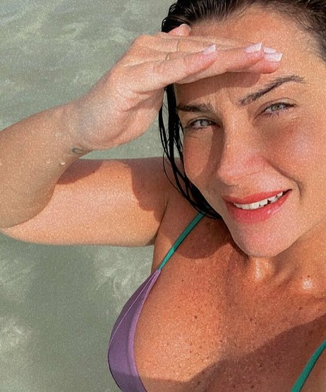 Photo nue de fuite OnlyFans de Larissa Erthal