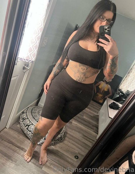Photo nue de fuite OnlyFans de Devinebria