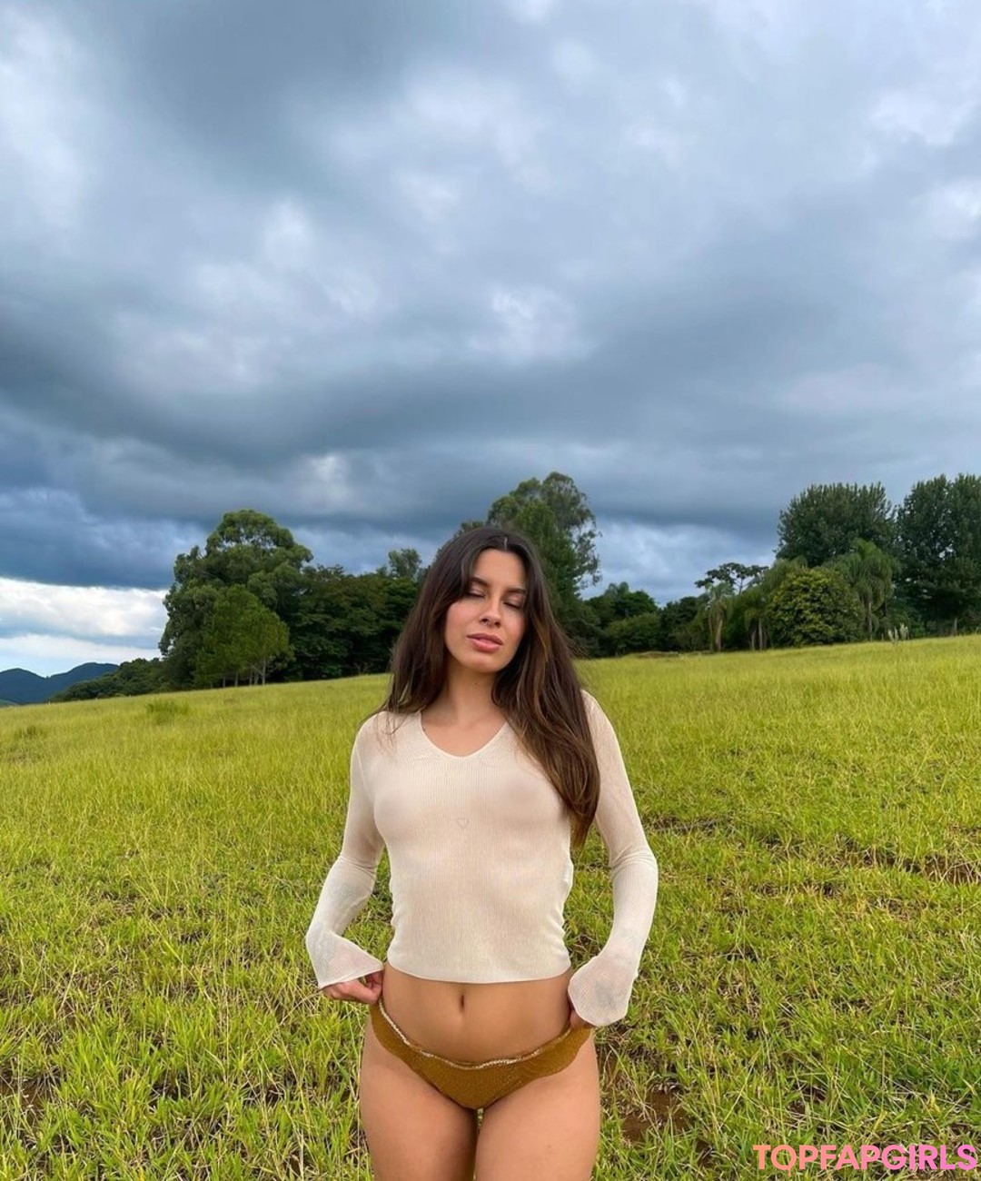 Photo nue de fuite OnlyFans de Fernanda Mota Farhat #25 Photo nue de fuite OnlyFans de Fernanda Mota Farhat #25
