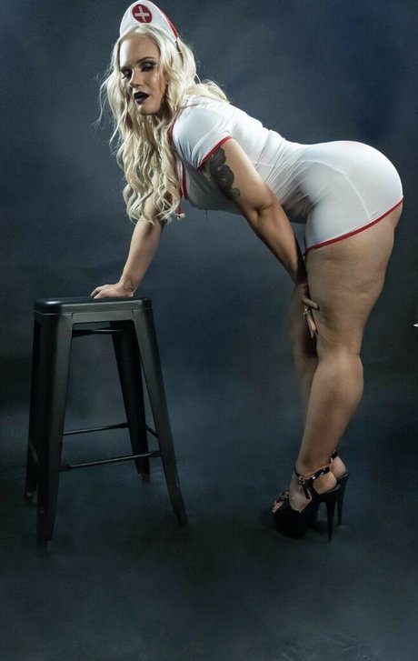 Shazza Mckenzie