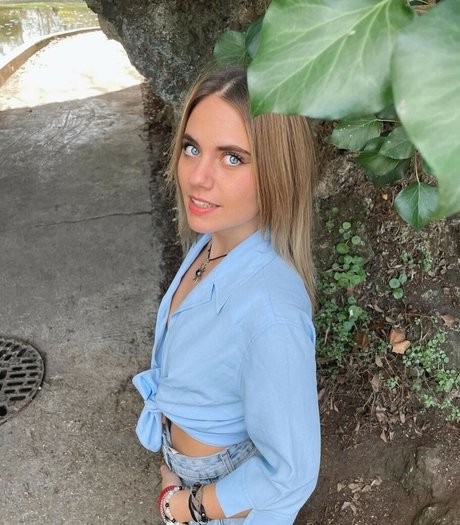 Photo nue de fuite OnlyFans de Axelle Maga