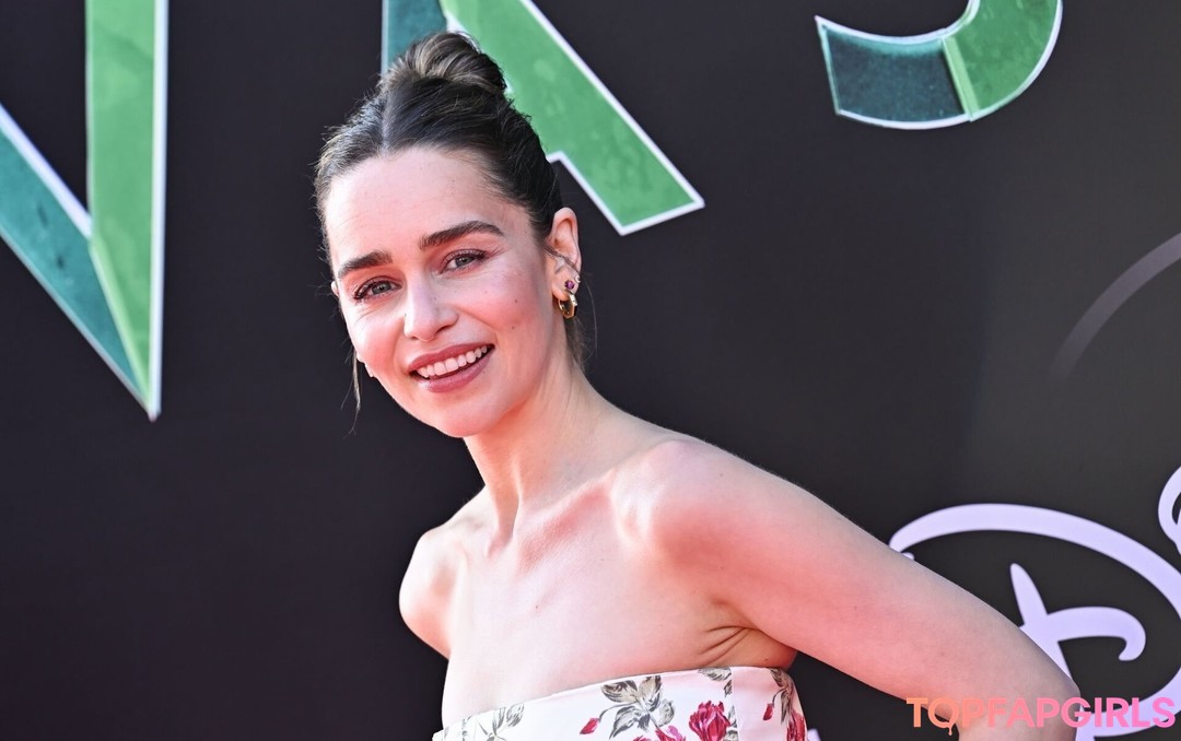 Photo nue de fuite OnlyFans de Emilia Clarke #1042