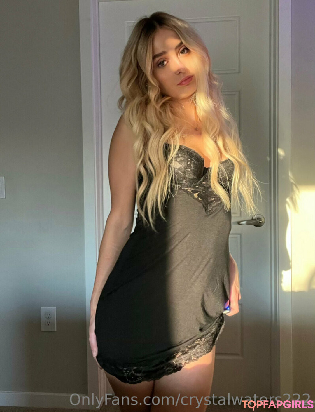 Photo nue de fuite OnlyFans de Crystalwaters222 #425 Photo nue de fuite OnlyFans de Crystalwaters222 #425