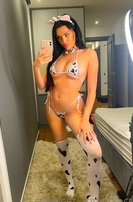 Photo nue de fuite OnlyFans de Lottiedolce