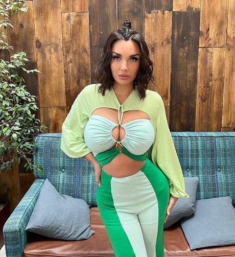 Photo nue de fuite OnlyFans de Elettra Lamborghini