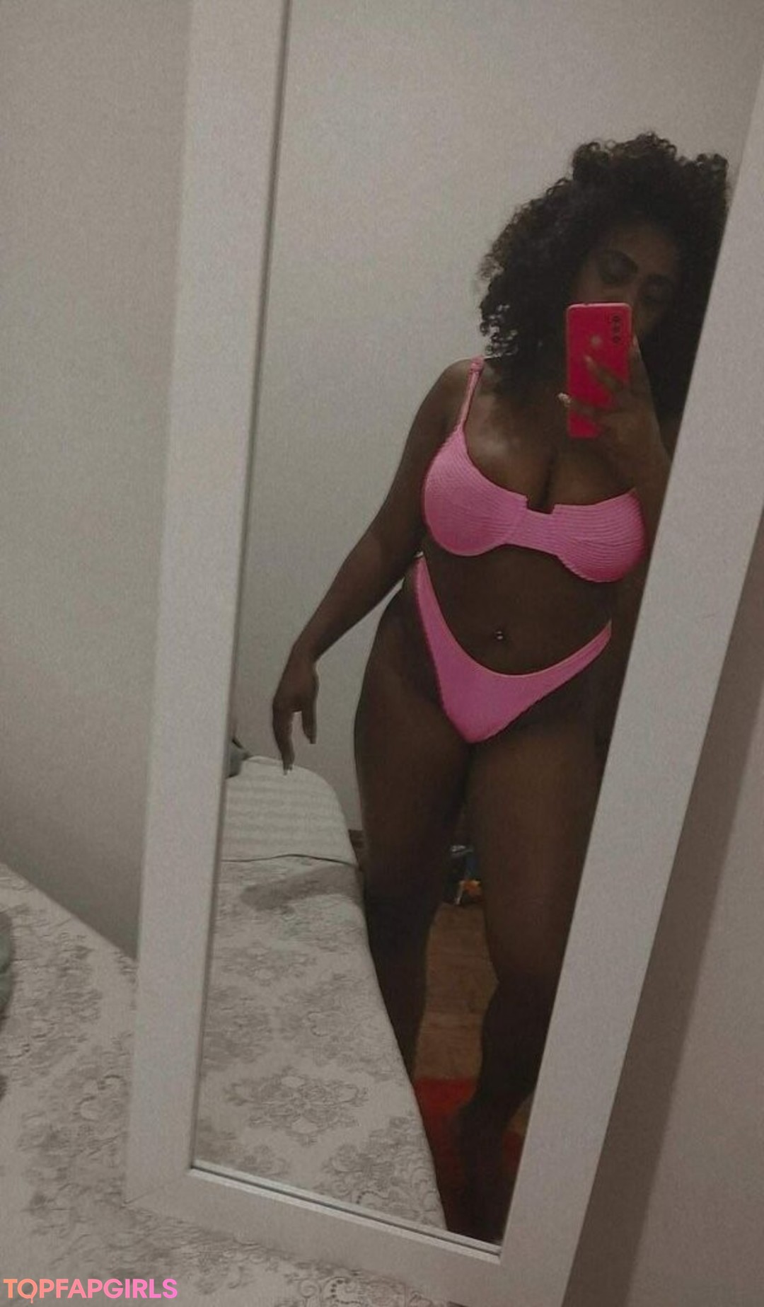 Photo nue de fuite OnlyFans de Petropolis #113 Photo nue de fuite OnlyFans de Petropolis #113