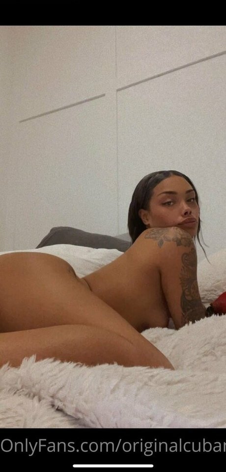 Photo nue de fuite OnlyFans de Therealvickyy