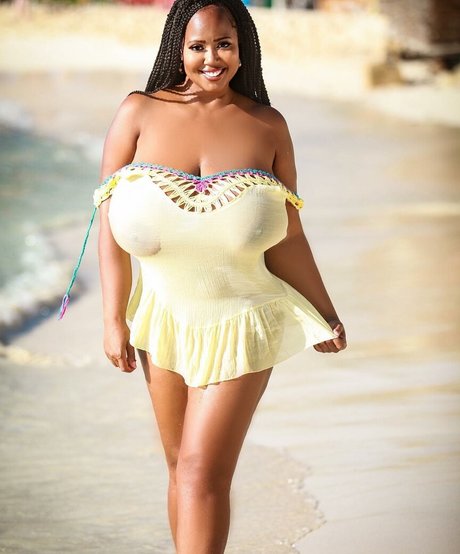 Photo nue de fuite OnlyFans de Monique Cooper