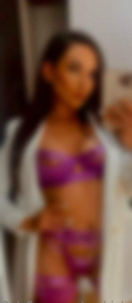 Photo nue de fuite OnlyFans de Sophialauder