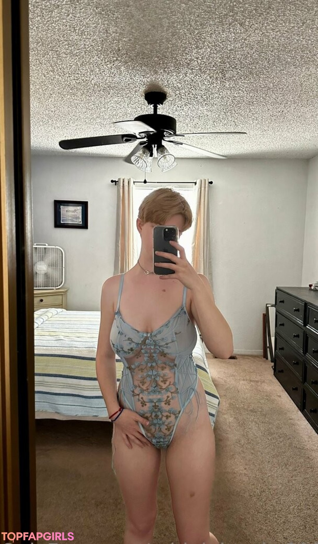 Photo nue de fuite OnlyFans de Midnightsky80085 #4 Photo nue de fuite OnlyFans de Midnightsky80085 #4