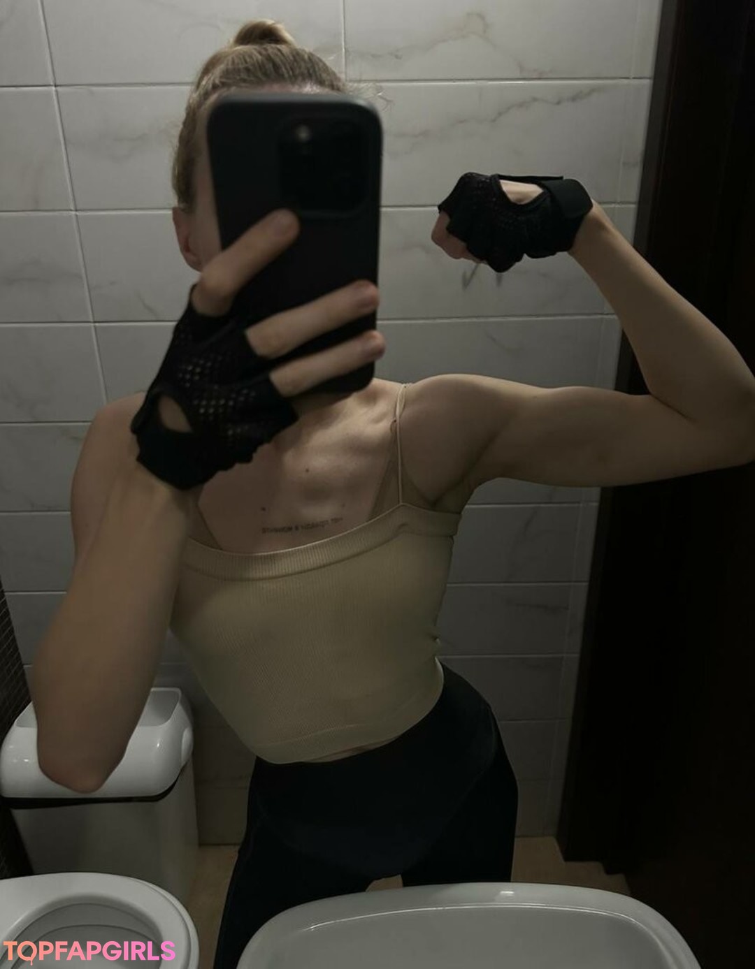 Photo nue de fuite OnlyFans de Holy Harlot #18 Photo nue de fuite OnlyFans de Holy Harlot #18