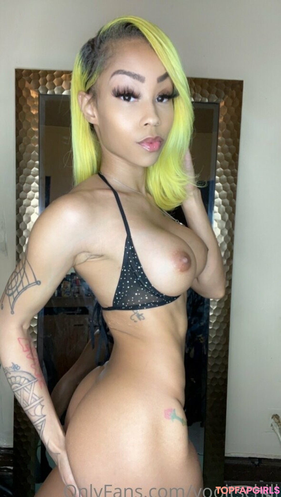 Photo nue de fuite OnlyFans de Yooitschill #53 Photo nue de fuite OnlyFans de Yooitschill #53