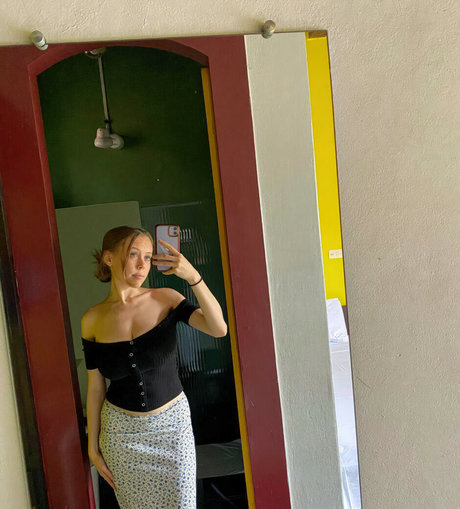 Photo nue de fuite OnlyFans de Emily Kyte
