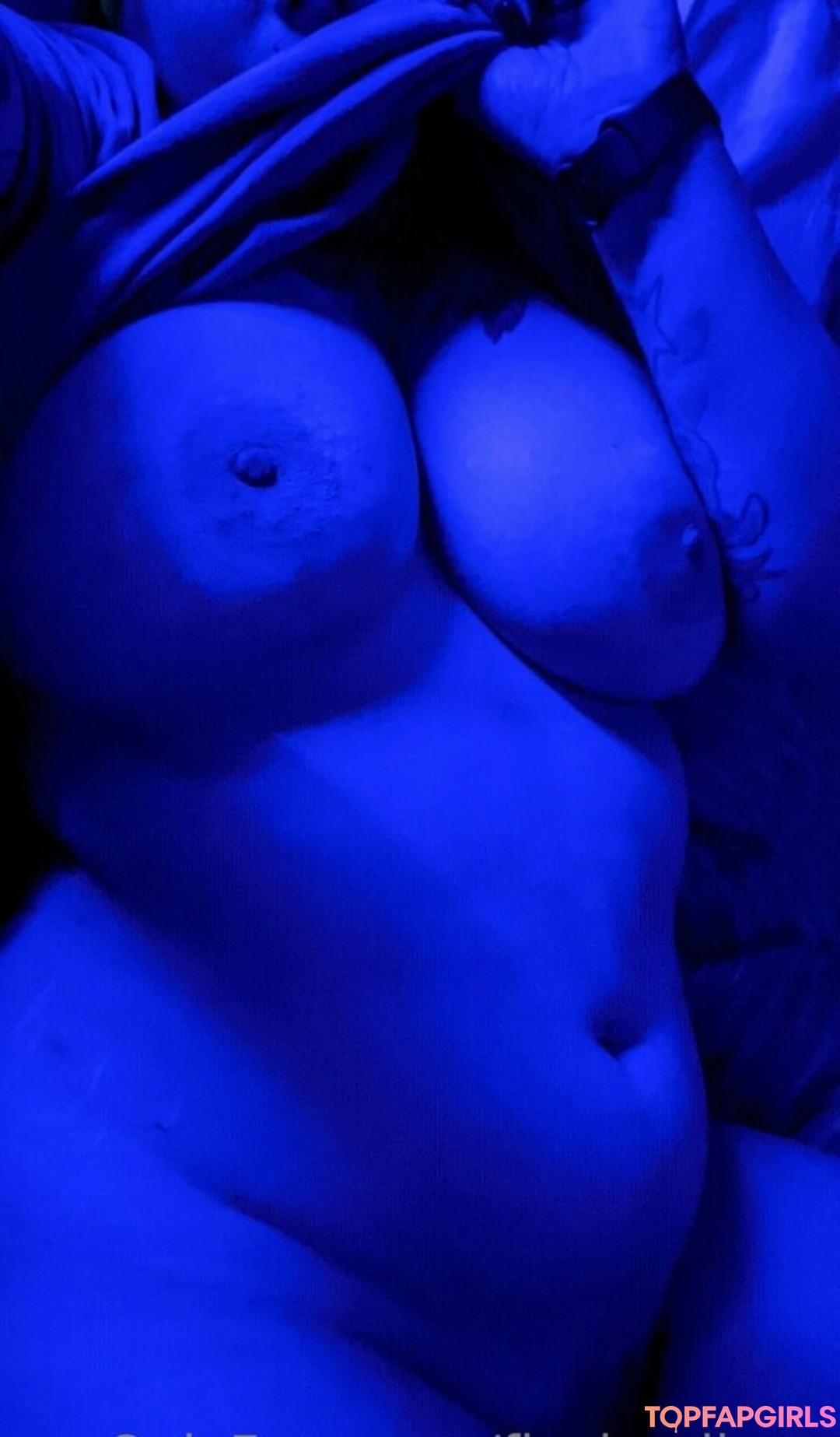 Photo nue de fuite OnlyFans de Finchgallows #415 Photo nue de fuite OnlyFans de Finchgallows #415