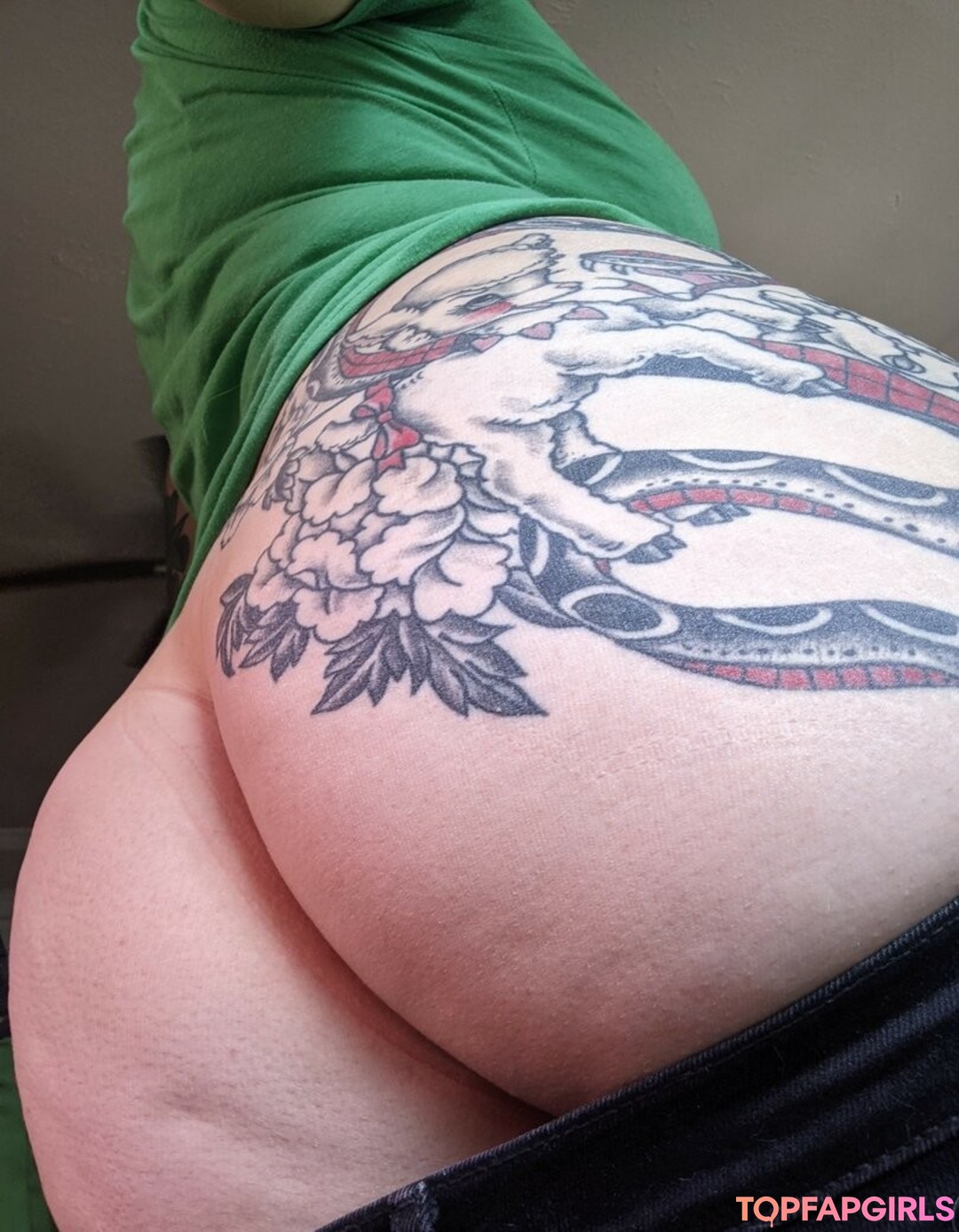 Photo nue de fuite OnlyFans de Finchgallows #5 Photo nue de fuite OnlyFans de Finchgallows #5