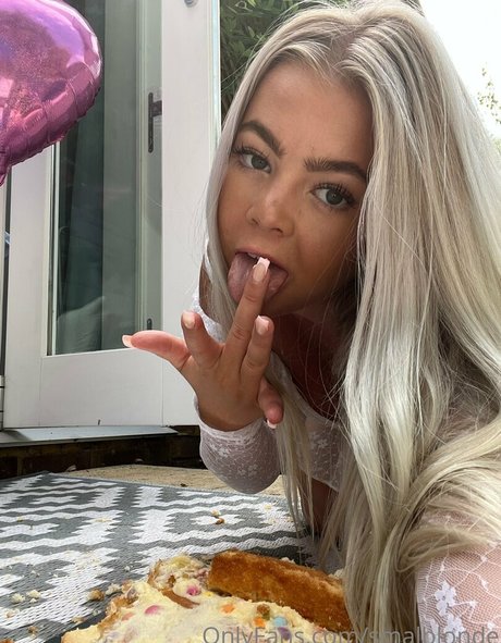 Smalblonde