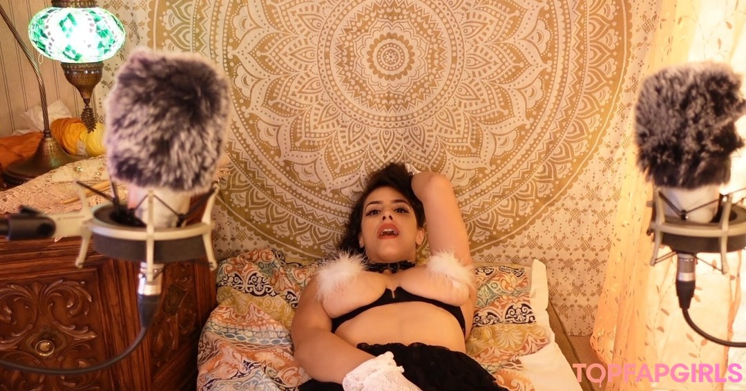 Photo nue de fuite OnlyFans de Irma La Dulce Asmr #102 Photo nue de fuite OnlyFans de Irma La Dulce Asmr #102