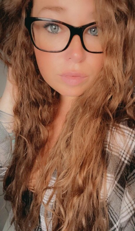 Ivy Mia