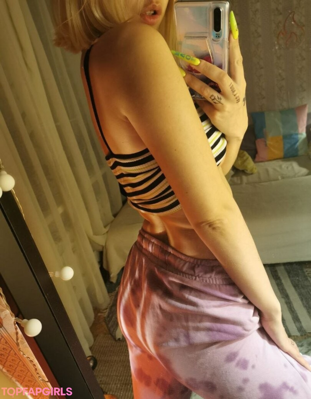 Photo nue de fuite OnlyFans de Funsnail #1459