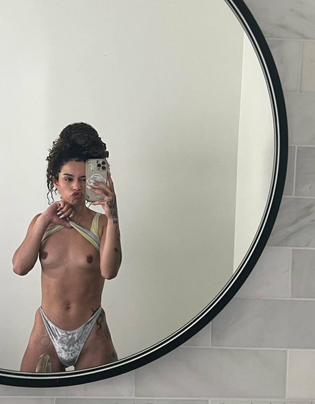 Photo nue de fuite OnlyFans de Queen Qiana