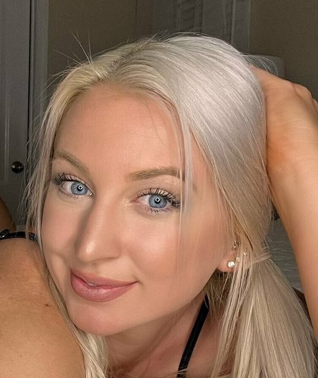 Photo nue de fuite OnlyFans de Heather Leah