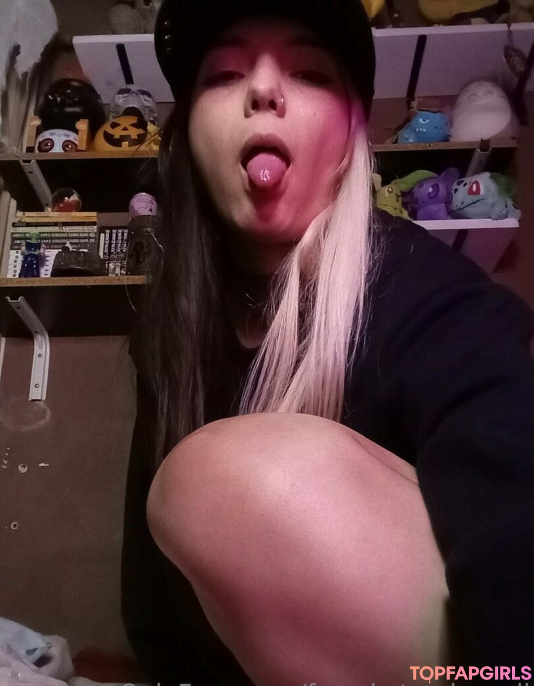 Photo nue de fuite OnlyFans de Freekatsskawaii #214 Photo nue de fuite OnlyFans de Freekatsskawaii #214