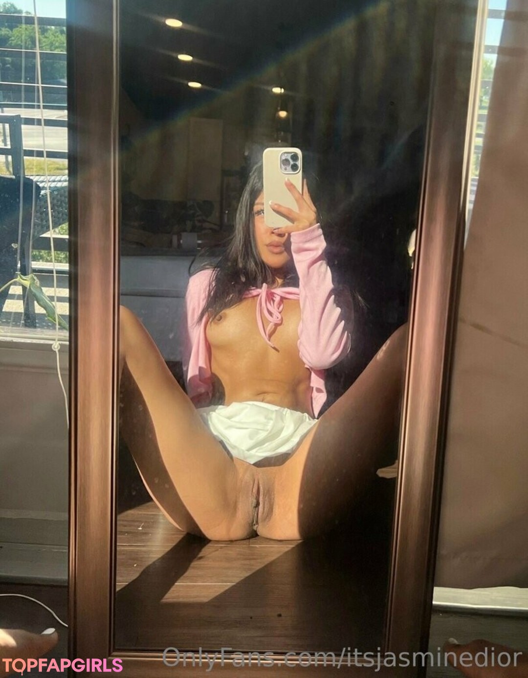 Photo nue de fuite OnlyFans de Itsjasminedior #108 Photo nue de fuite OnlyFans de Itsjasminedior #108