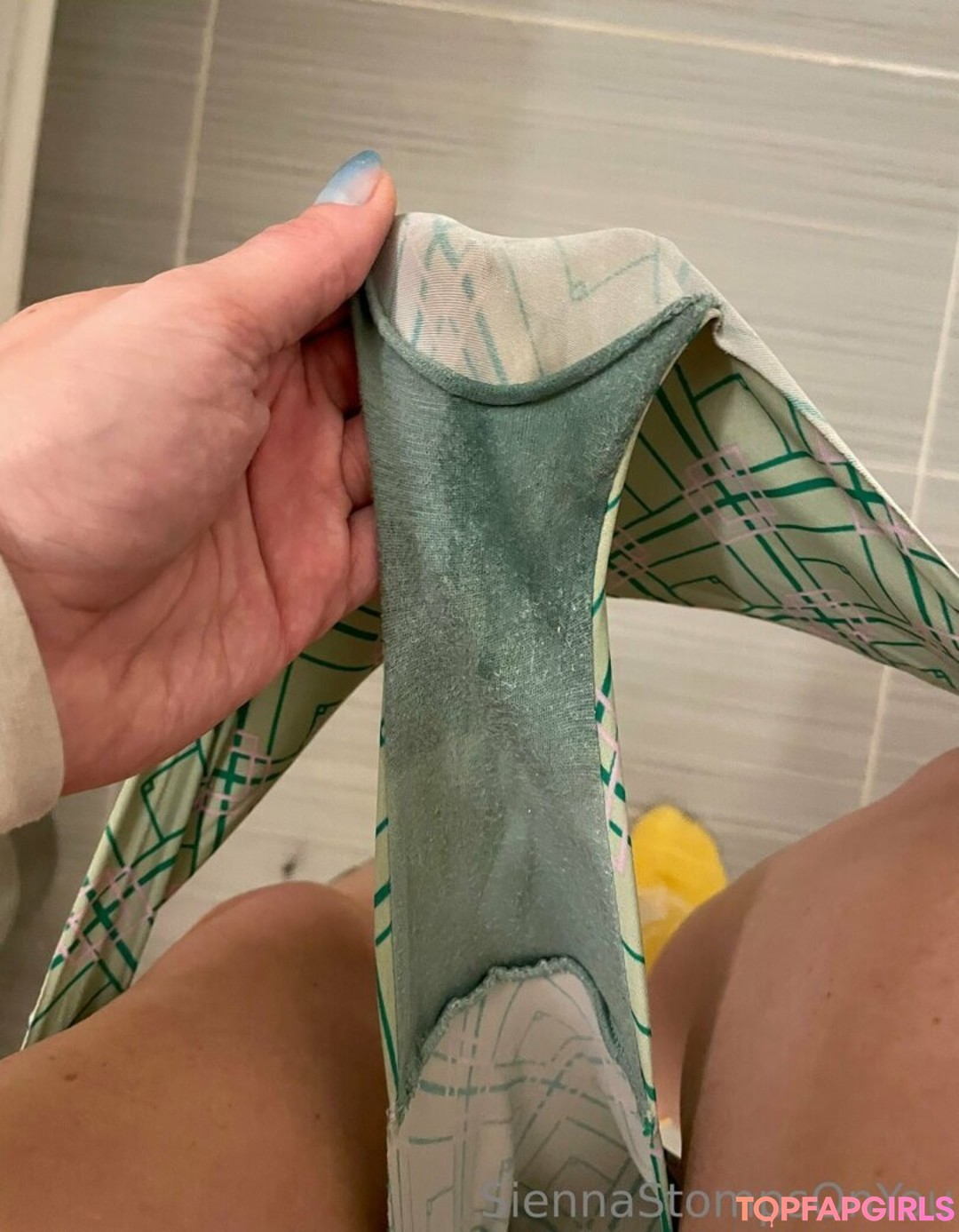 Photo nue de fuite OnlyFans de Siennastompsonyou #68 Photo nue de fuite OnlyFans de Siennastompsonyou #68