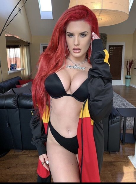 Justina Valentine