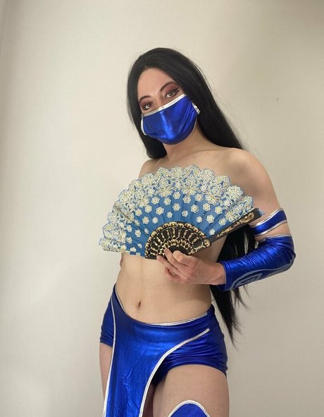 Momocoloured