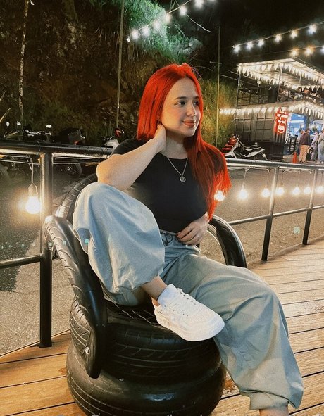 Photo nue de fuite OnlyFans de Jessicarabbitoficial