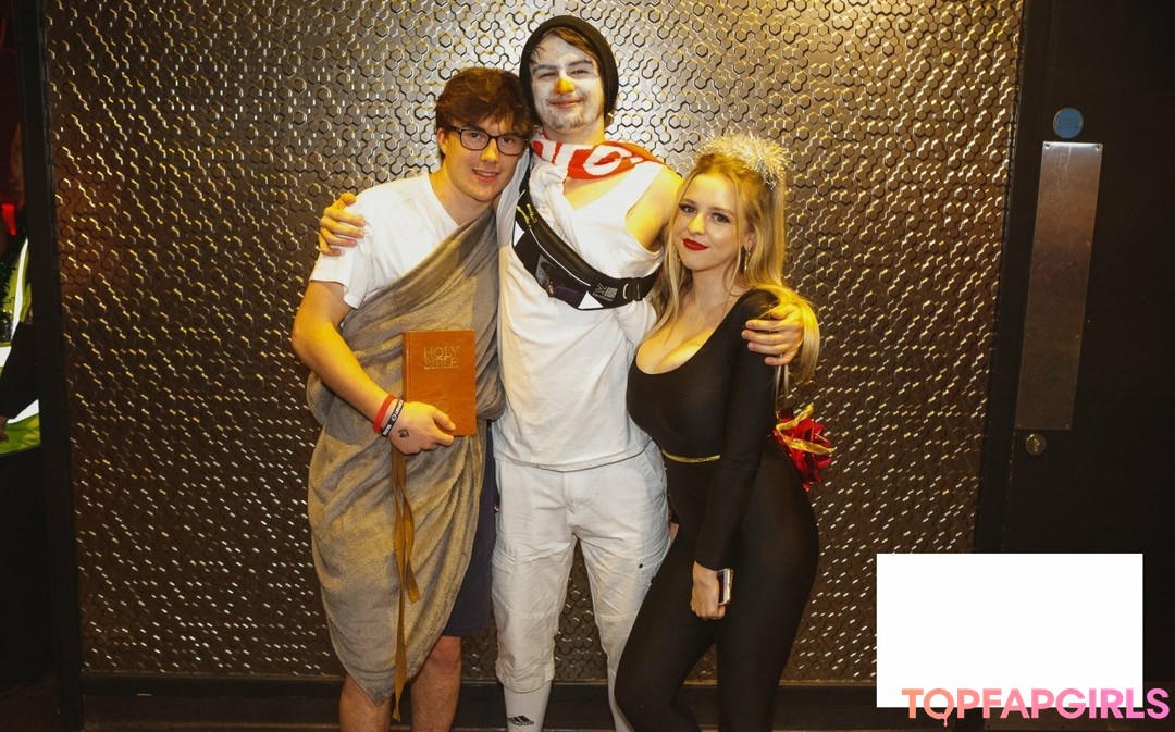 Photo nue de fuite OnlyFans de Amber Rose Brightman #105 Photo nue de fuite OnlyFans de Amber Rose Brightman #105