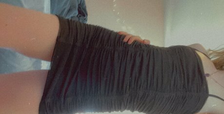 Photo nue de fuite OnlyFans de Scarlethartt444