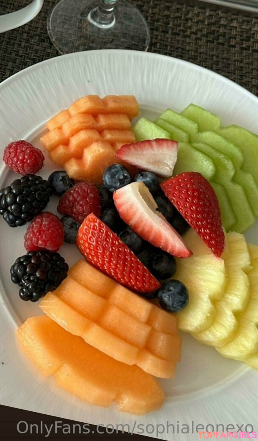 Photo nue de fuite OnlyFans de Sophialeonexo #41 Photo nue de fuite OnlyFans de Sophialeonexo #41