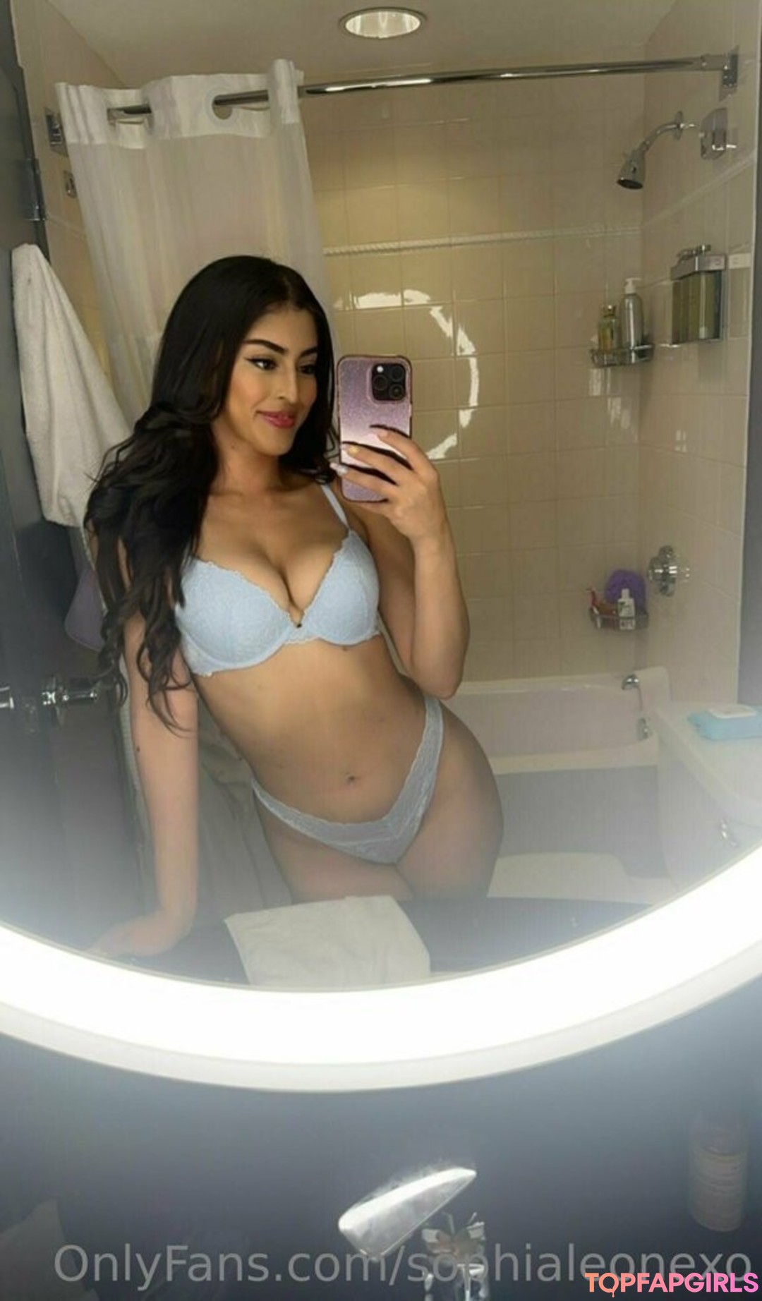 Photo nue de fuite OnlyFans de Sophialeonexo #62 Photo nue de fuite OnlyFans de Sophialeonexo #62